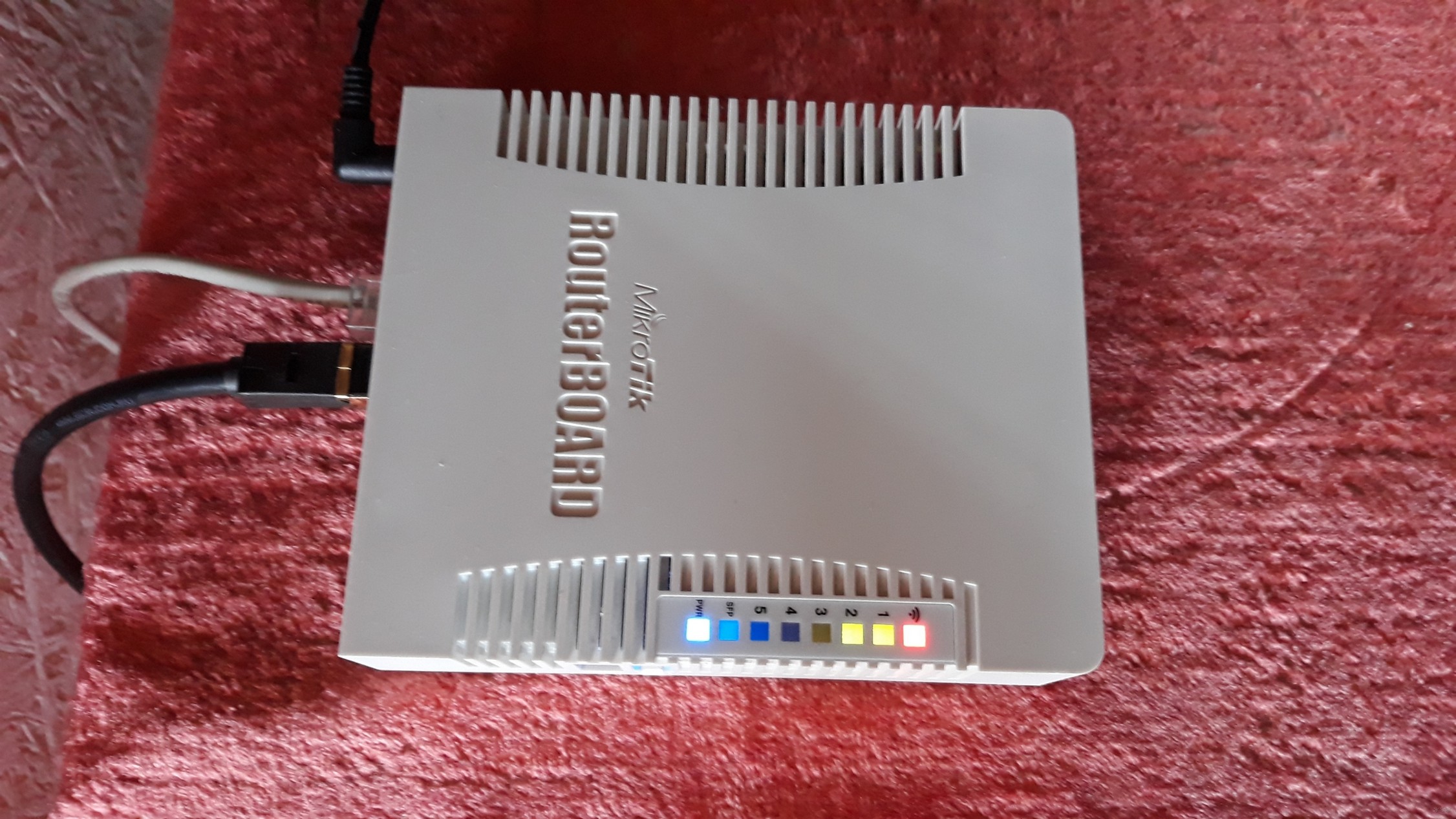 MikroTik hAP AC – двухдиапазонный роутер с богатым функционалом