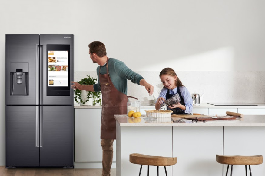Для чего в холодильнике Wi-Fi: умные вещи на страже кухни