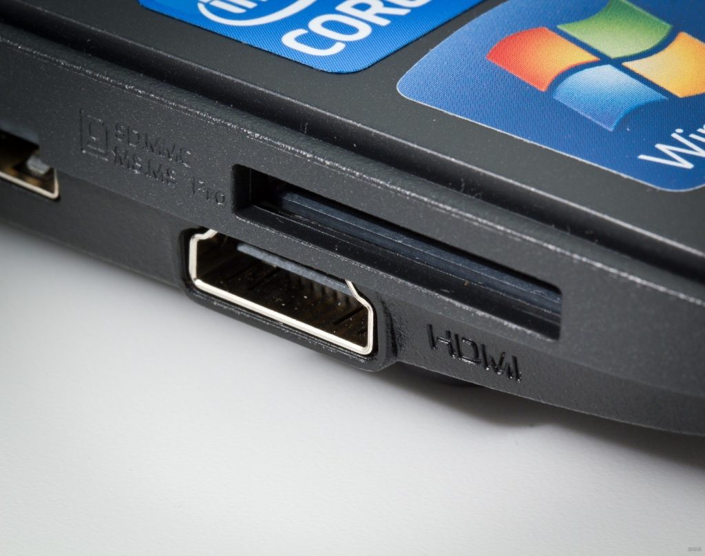 Есть ли hdmi in на ноутбуке hp