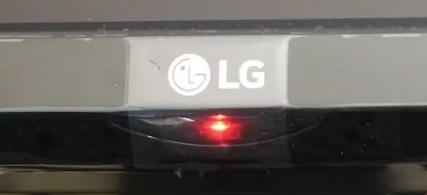 Телевизор LG не включается, а индикатор мигает: что делать?